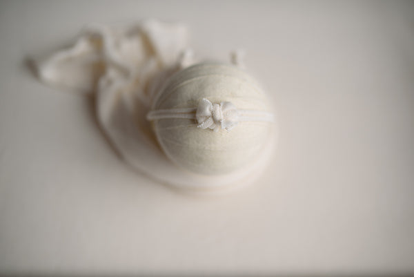 Backdrop Fabric Drop Wrap and Tieback Creamy White  (each purchased separately)